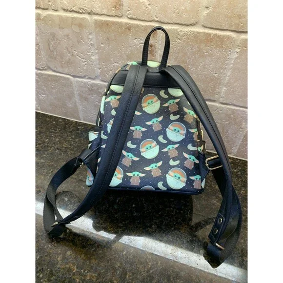 Loungefly Disney Parks Star Wars The Mandalorian Grogu Yoda Backpack Like New - Picture 9 of 12